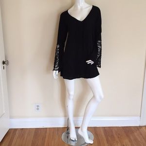 TIARE HAWAII BLACK SHIFT DRESS WITH FLARE SLEEVES